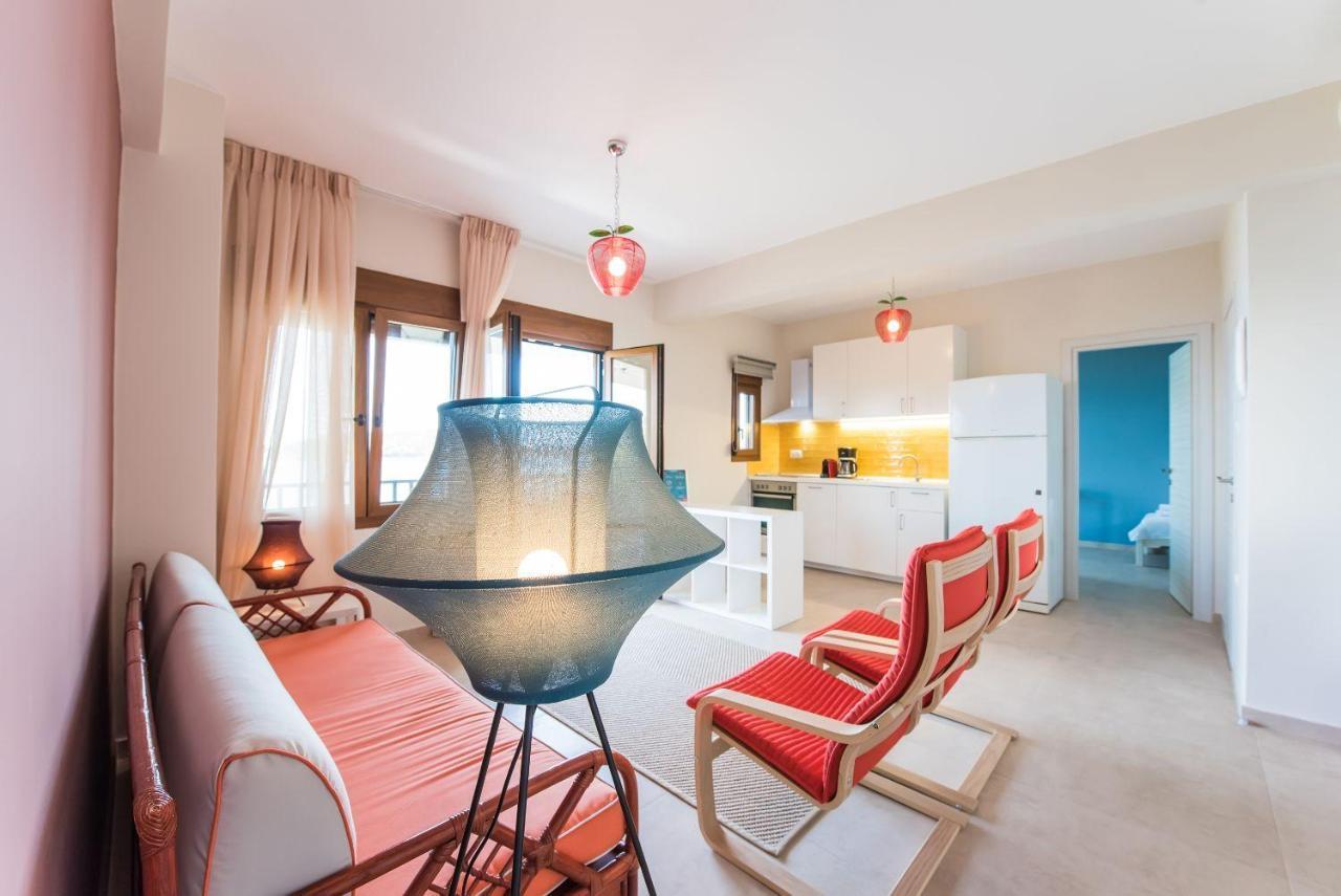 公寓 Nereus & Oceanus Beachfront Apartments, Lagonisi #feelslikehome Ormos Panagias