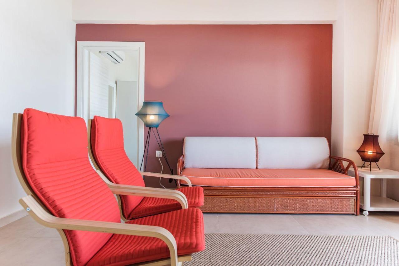 Nereus & Oceanus Beachfront Apartments, Lagonisi #feelslikehome Ormos Panagias