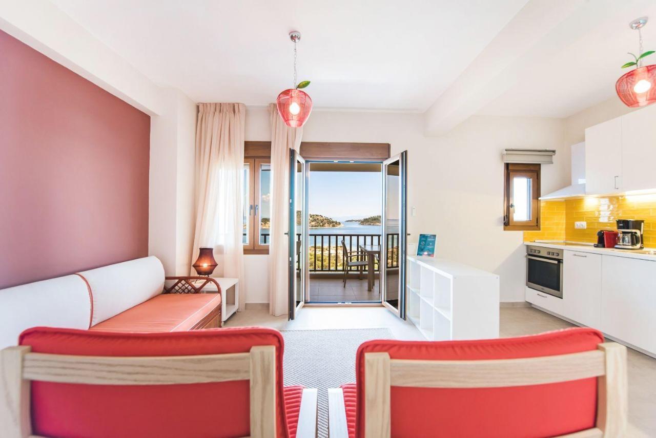 Nereus & Oceanus Beachfront Apartments, Lagonisi #feelslikehome Apartment