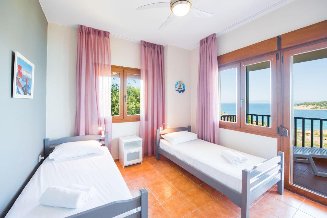 Nereus & Oceanus Beachfront Apartments, Lagonisi #feelslikehome Apartment *