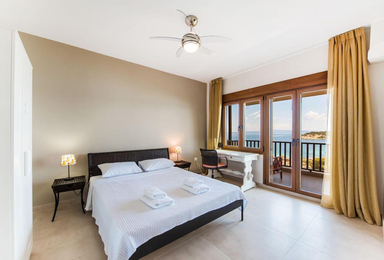 Nereus & Oceanus Beachfront Apartments, Lagonisi #feelslikehome Apartment *