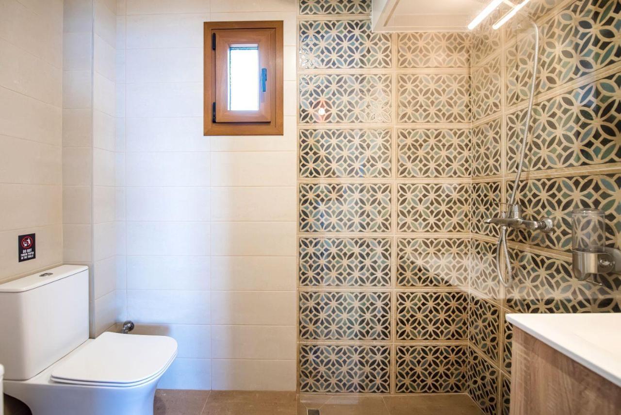 Nereus & Oceanus Beachfront Apartments, Lagonisi #feelslikehome Apartment